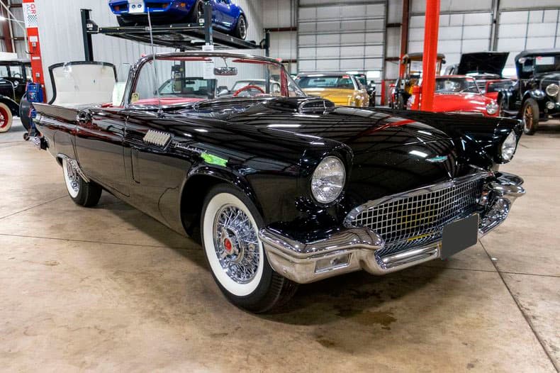 1957 Ford Thunderbird